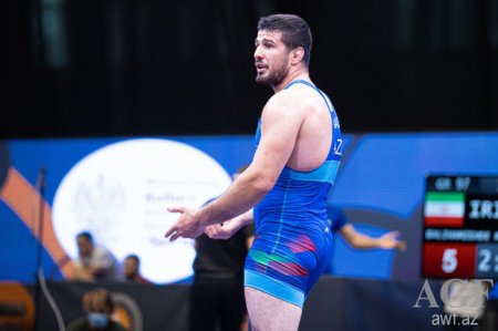 Daha bir güləşçimiz Polşada bürünc medal qazandı - FOTO